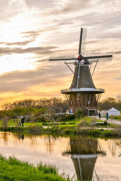 a windmill such as you would see in Holland